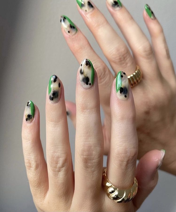 Greenish Nails Design