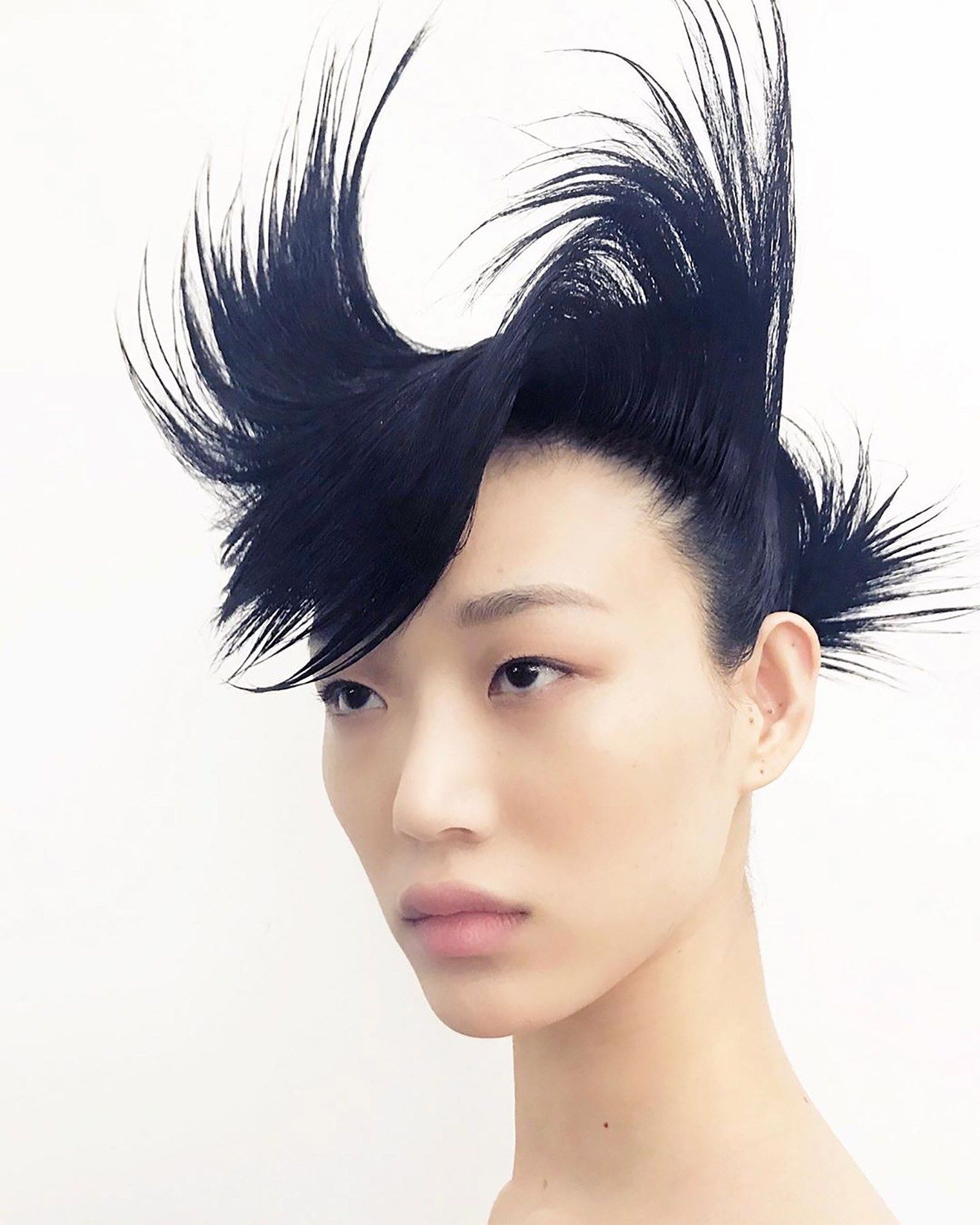 Givenchy Couture Puts an Aerodynamic Twist on Punk Hair in Paris