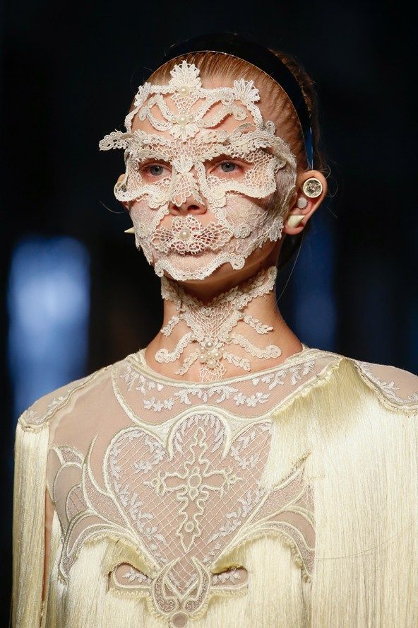 Givenchy Spring/Summer 2016 Ready-To-Wear