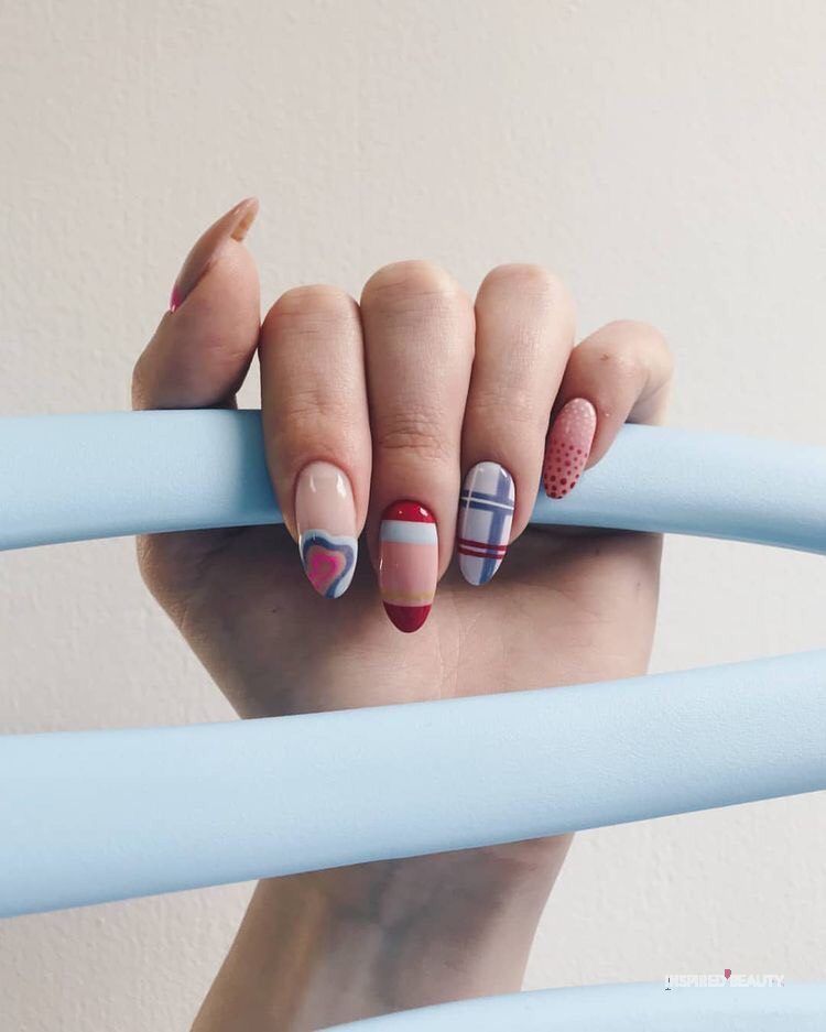 24+ Modern Nails Designs That You Will Love